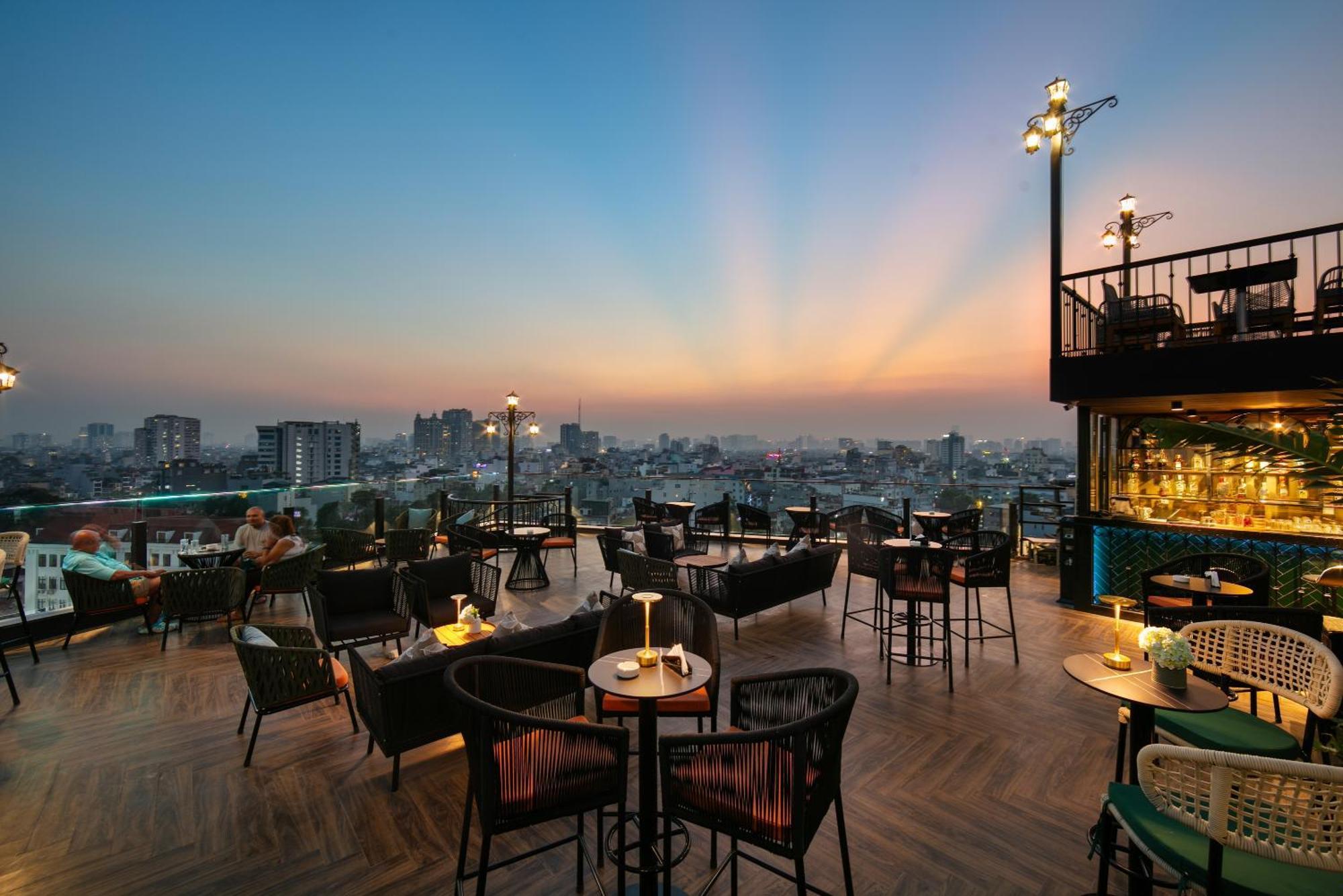 May De Ville Corner Hotel Hanoi Eksteriør billede