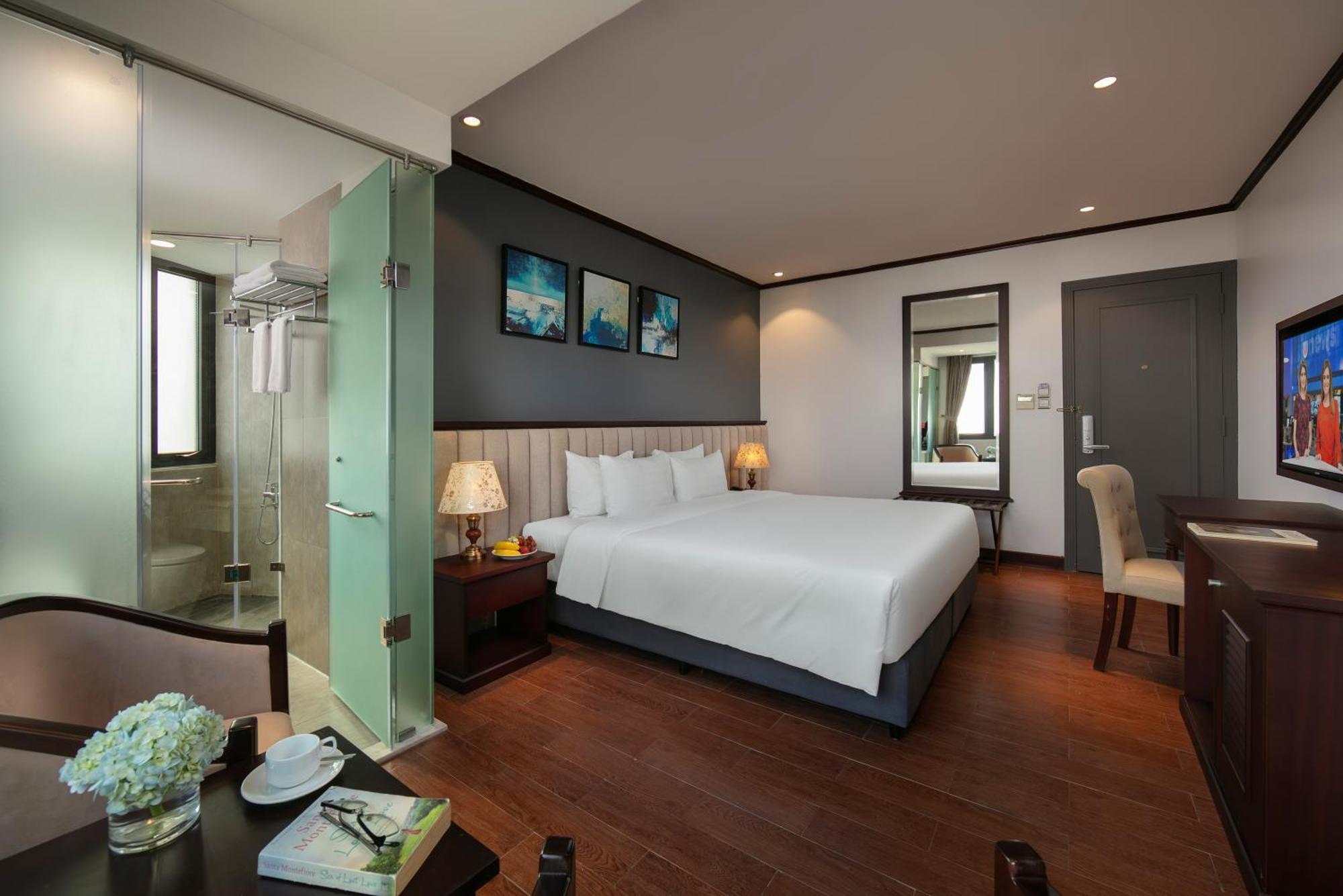 May De Ville Corner Hotel Hanoi Eksteriør billede